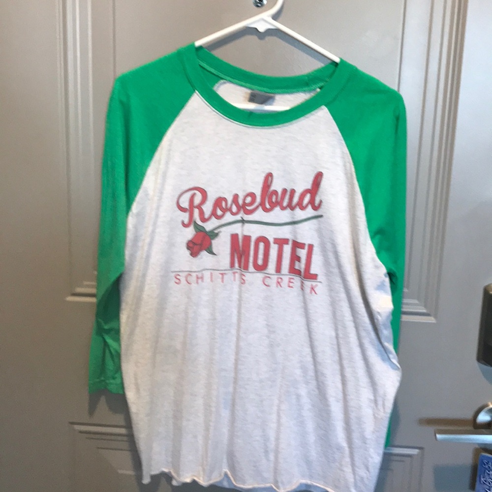 Schitt’s Creek baseball tee M